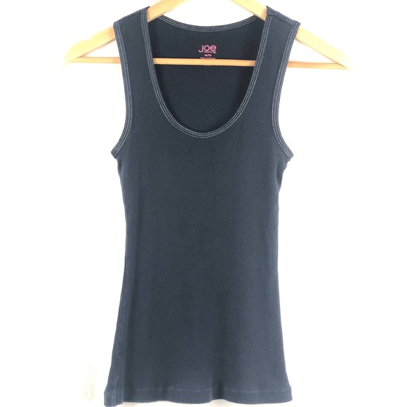 ⭐️ 5/$30- Navy cotton ribbed tank silver thread